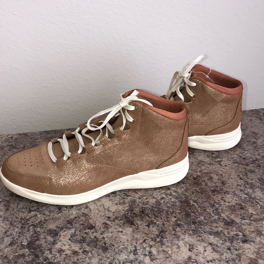 Under Armour Metallic Gold / Bronze